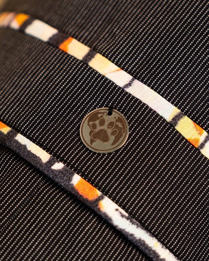 Maza — CosmoPaw logo tag and silk-print piping