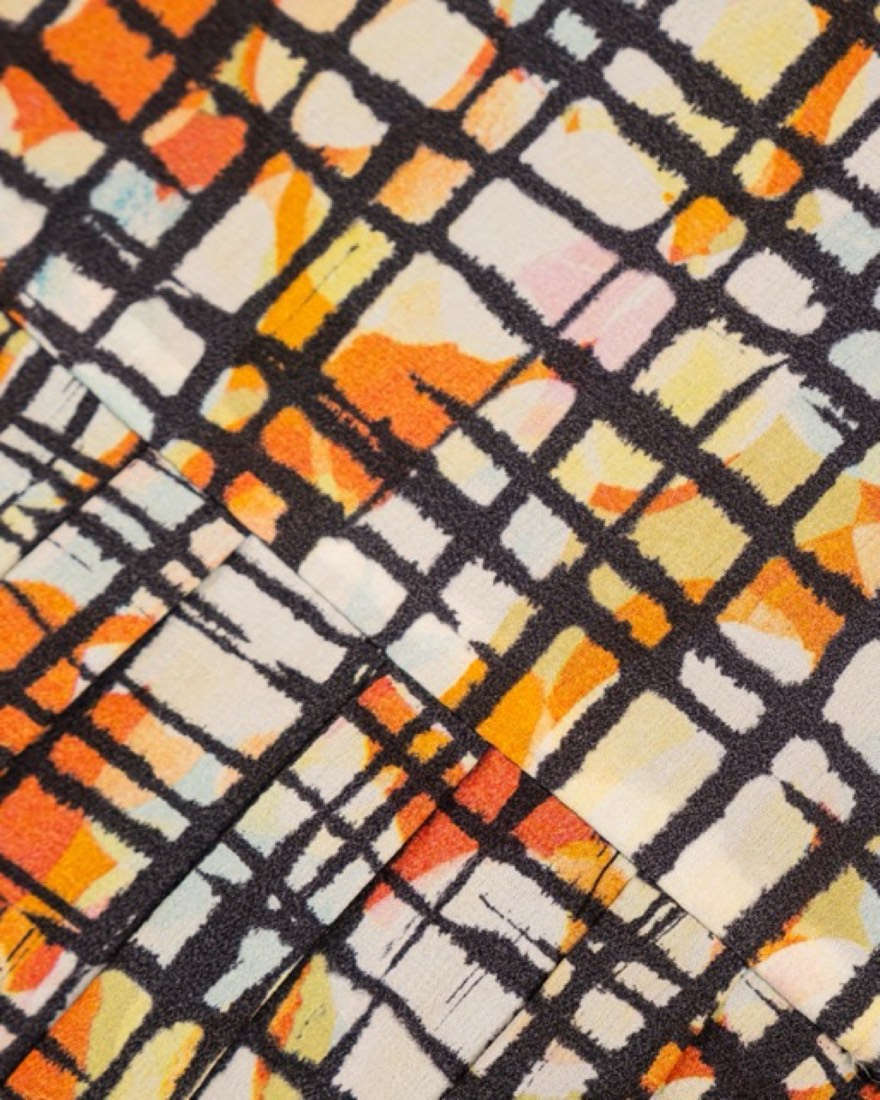 Maza — silk-print detail